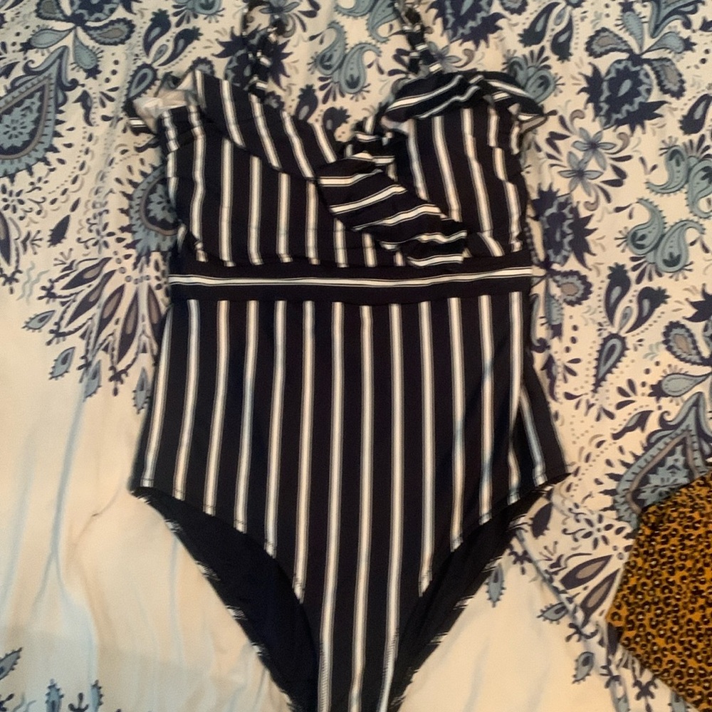 City chic xs one piece swimsuit